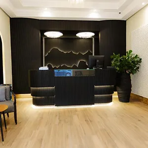 Ennesma **** Casablanca
